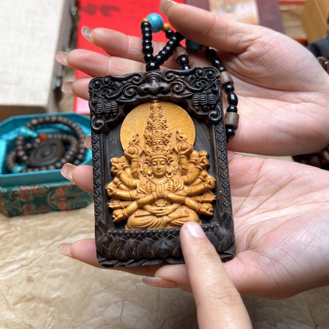 大叶紫檀（黑酸枝木类）