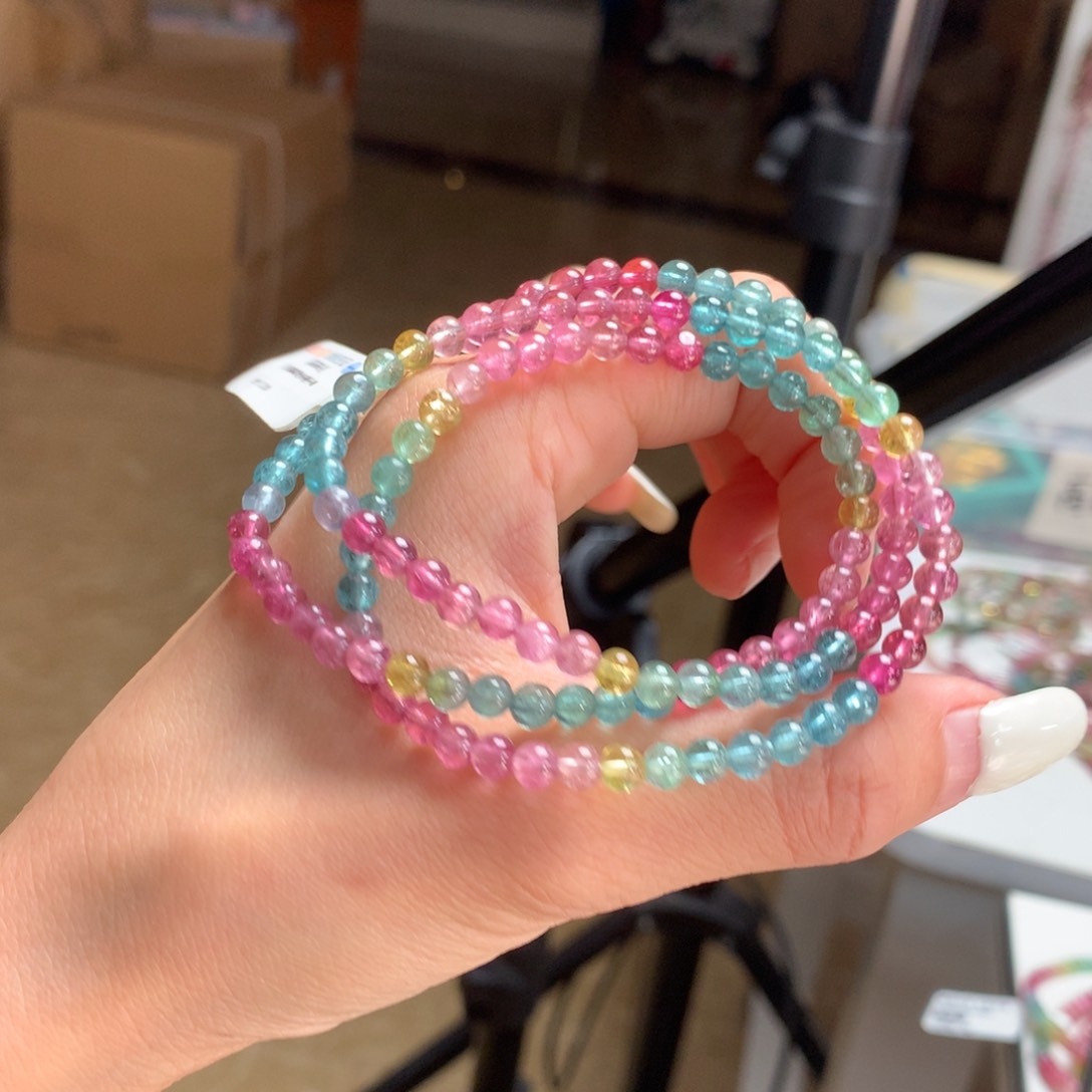 碧玺多样性发货一件未镶嵌