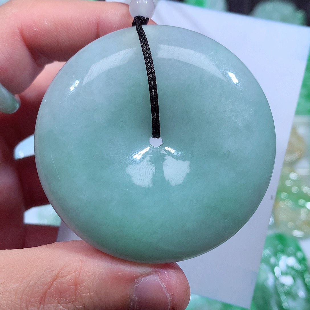 翡翠颈饰未镶嵌缅甸翡翠