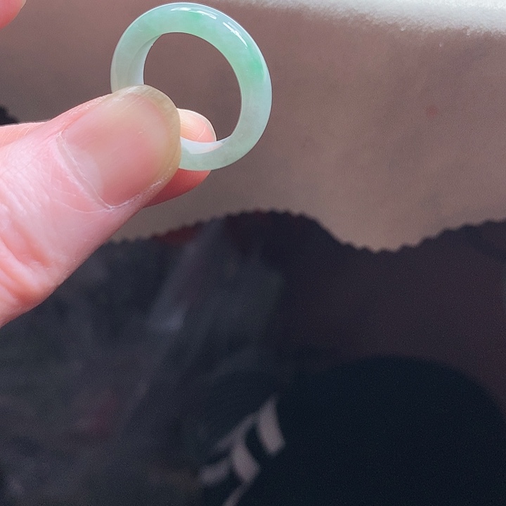 翡翠颈饰未镶嵌吊坠