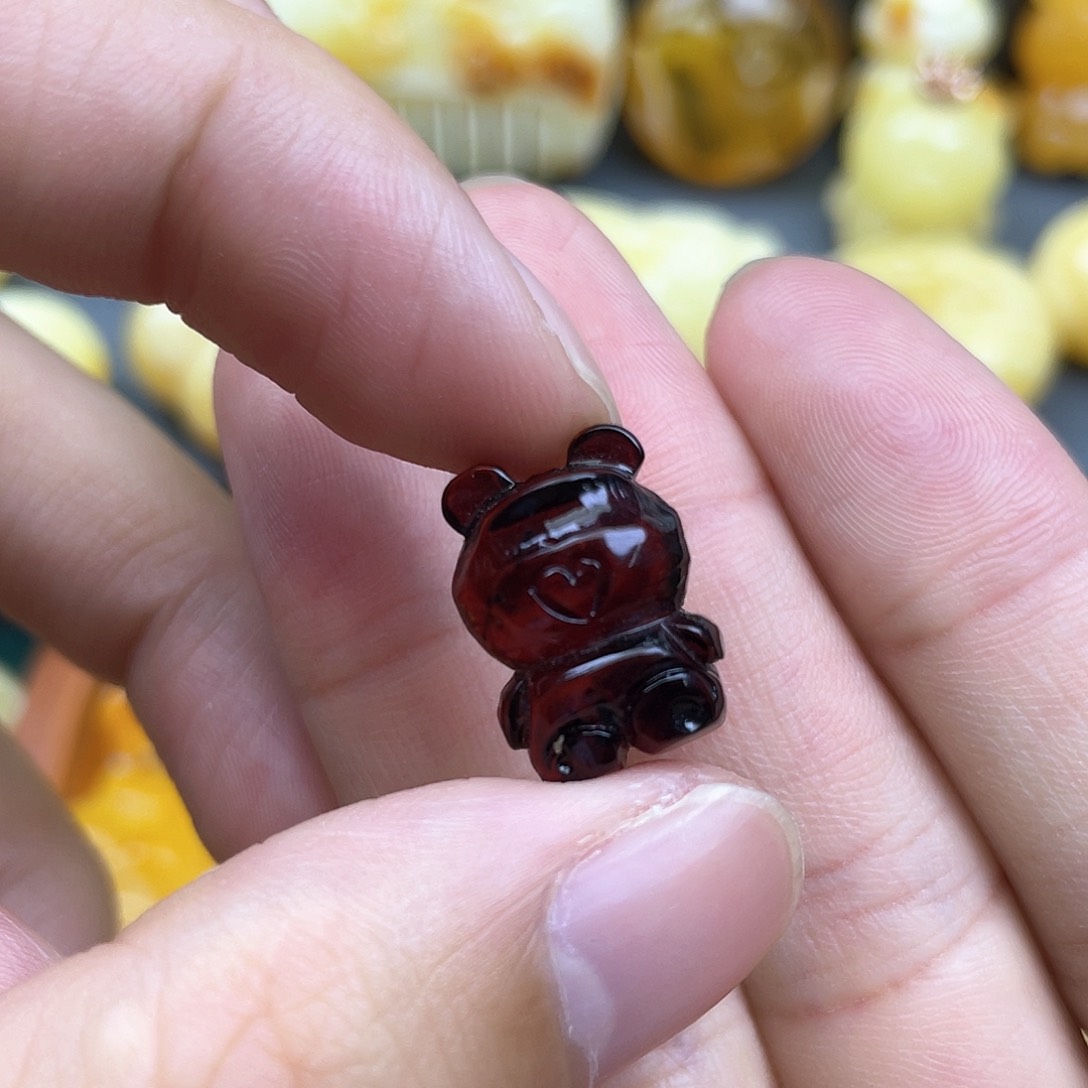 琥珀裸石未镶嵌蜜蜡
