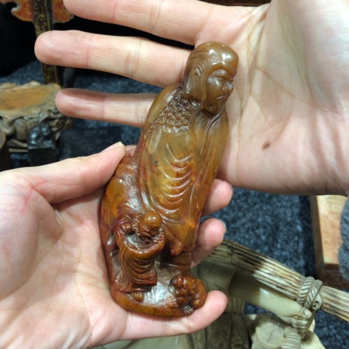 寿山石印石w****l玩的都老师的一个大的