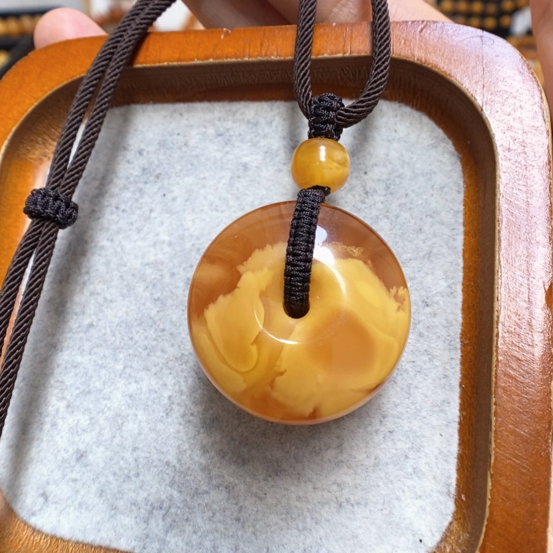 蜜蜡颈饰未镶嵌蜜蜡