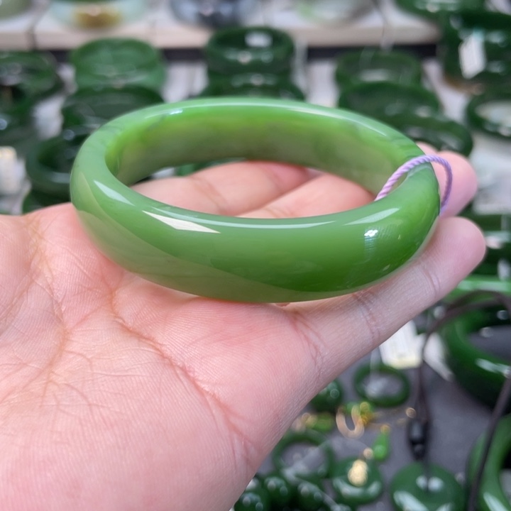 和田玉（碧玉）手镯未镶嵌