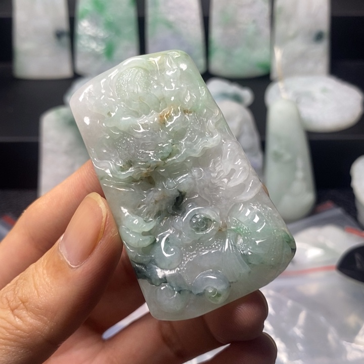颈饰未镶嵌翡翠天然翡翠A货