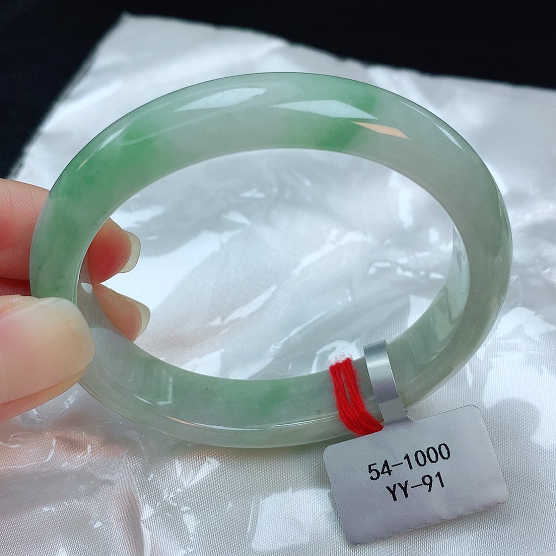 翡翠手镯未镶嵌缅甸天然A货翡翠手镯