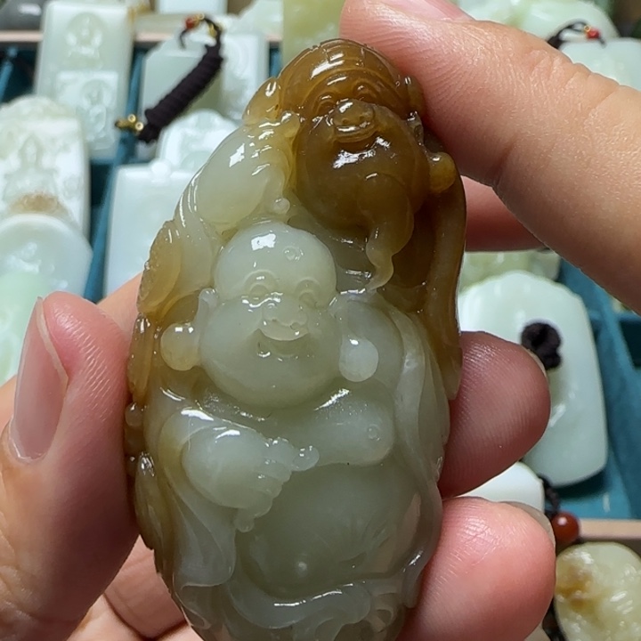 和田玉未镶嵌颈饰