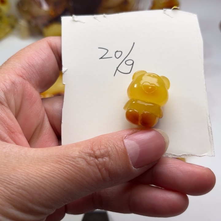 琥珀颈饰未镶嵌琥珀蜜蜡