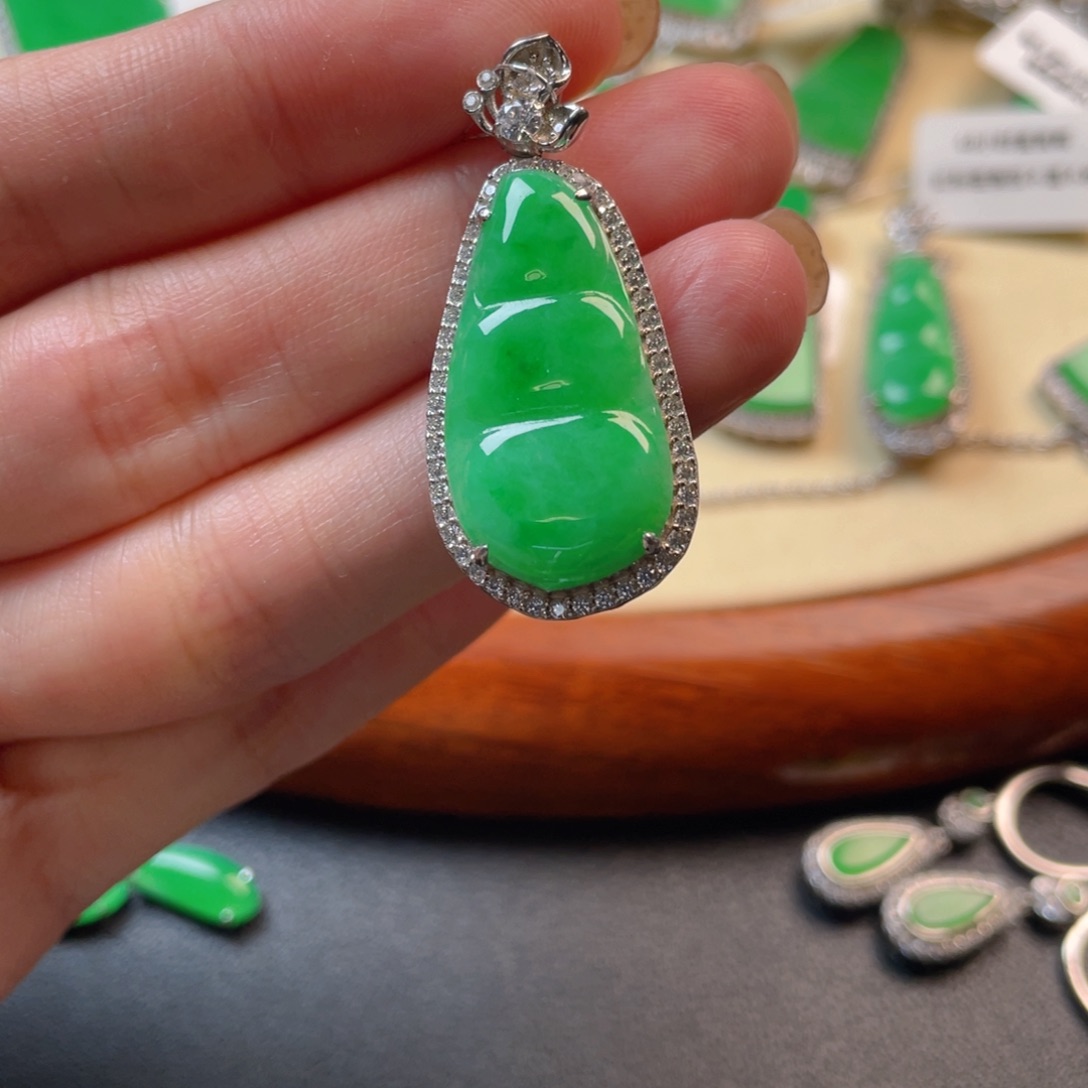 翡翠吊坠(不含链)银S925镶嵌