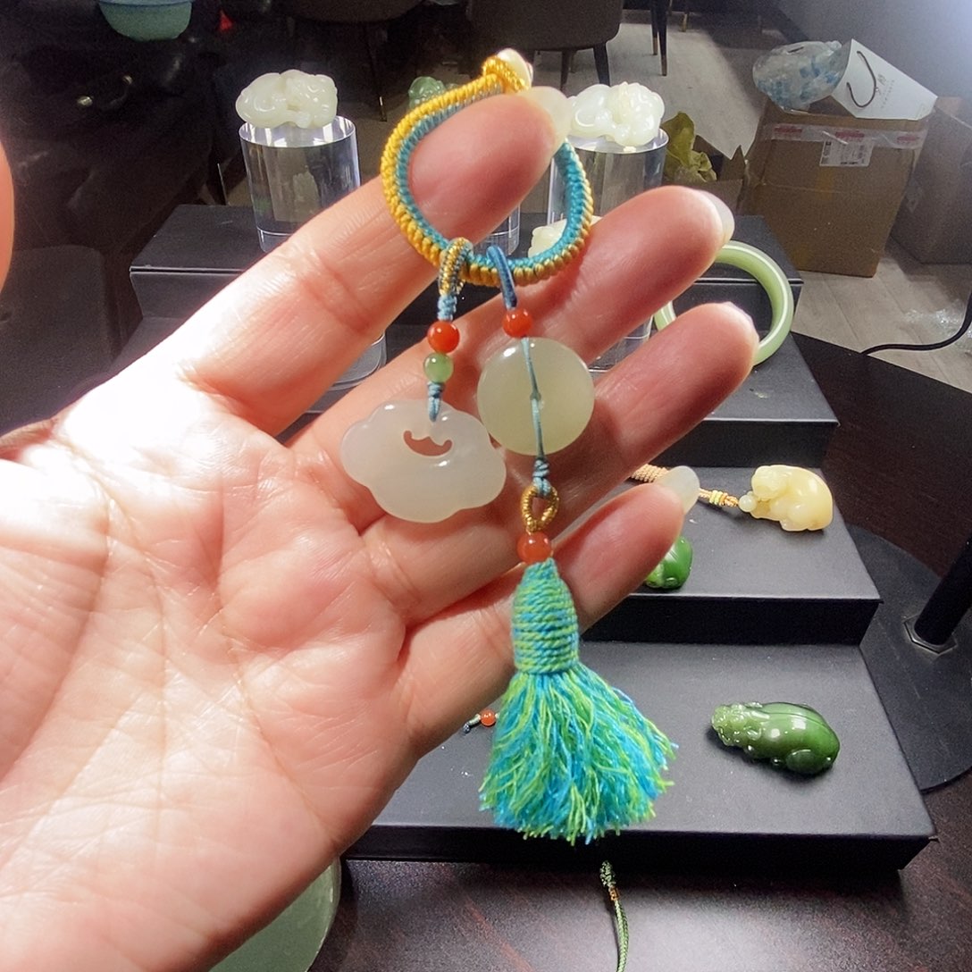 u***p和田玉未镶嵌车挂