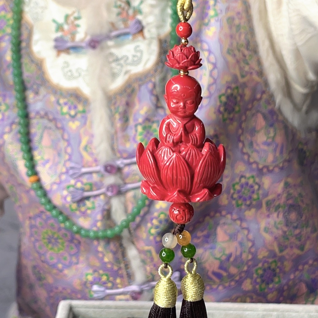 密玉（石英质玉）未镶嵌颈饰80莲花吊坠车挂