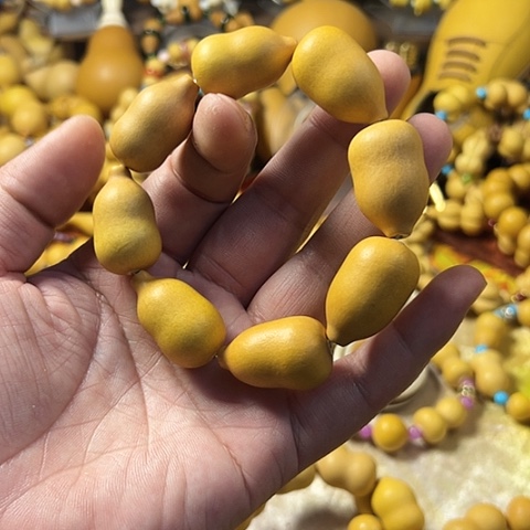 榴*葫芦手串定制版的