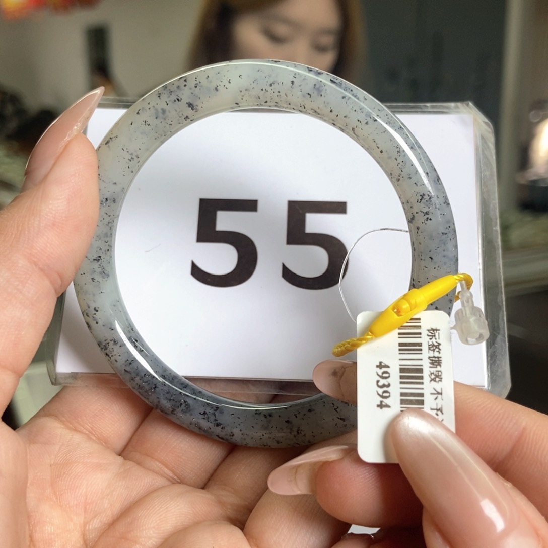 【闪购商品】未镶嵌手镯和田玉