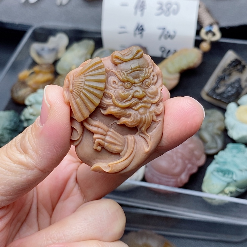 【闪购商品】定制石英质玉吊坠未镶嵌