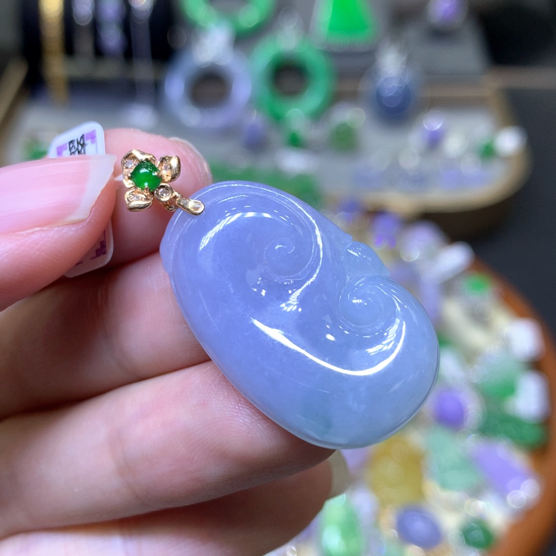 【闪购商品】翡翠颈饰18K金镶嵌翡翠吊坠项链