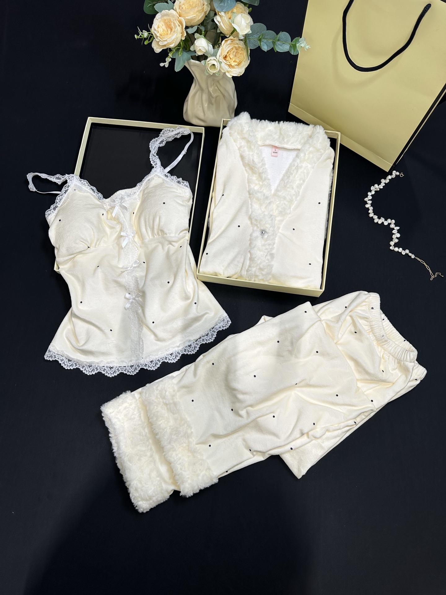 【吕公子专属】新款纯欲风波点海岛绒睡衣三件套秋冬季气质家居服女