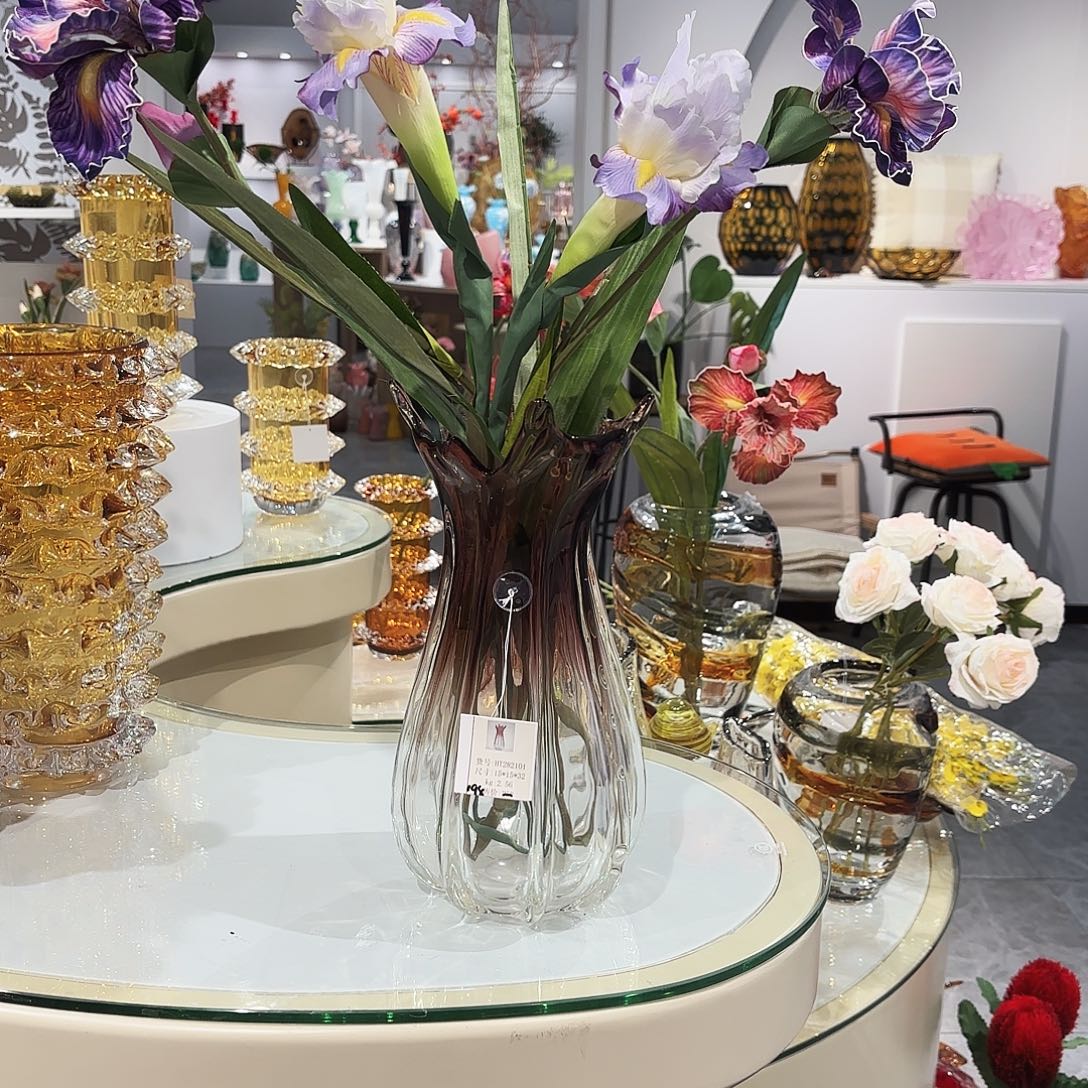 闪购商品大号花瓶➕四支花