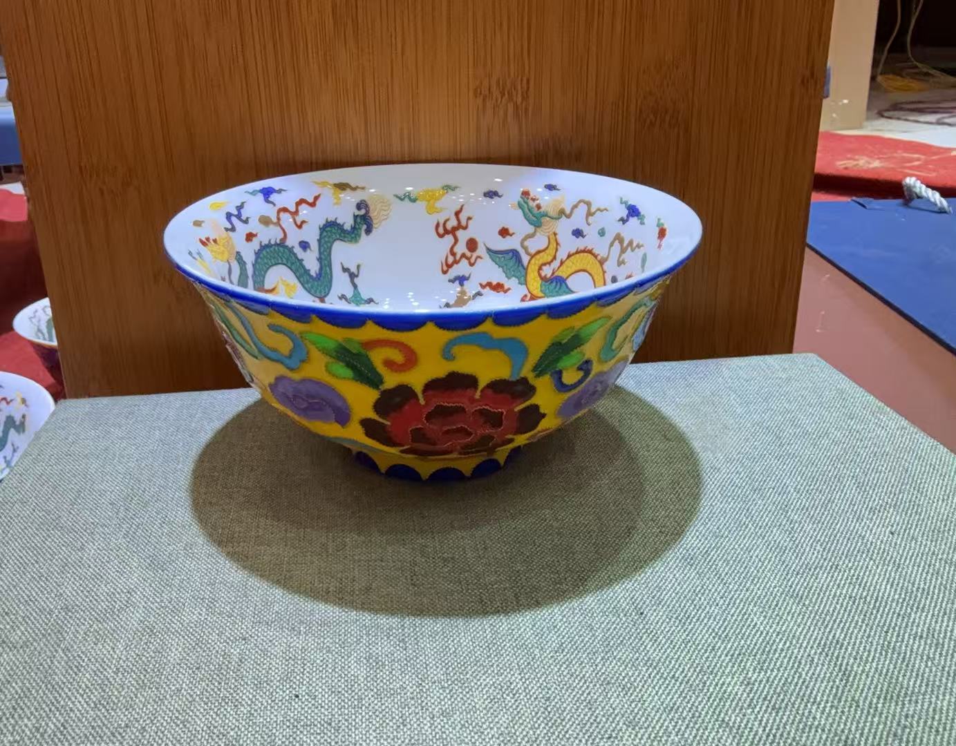 景德镇景泰蓝龙凤碗