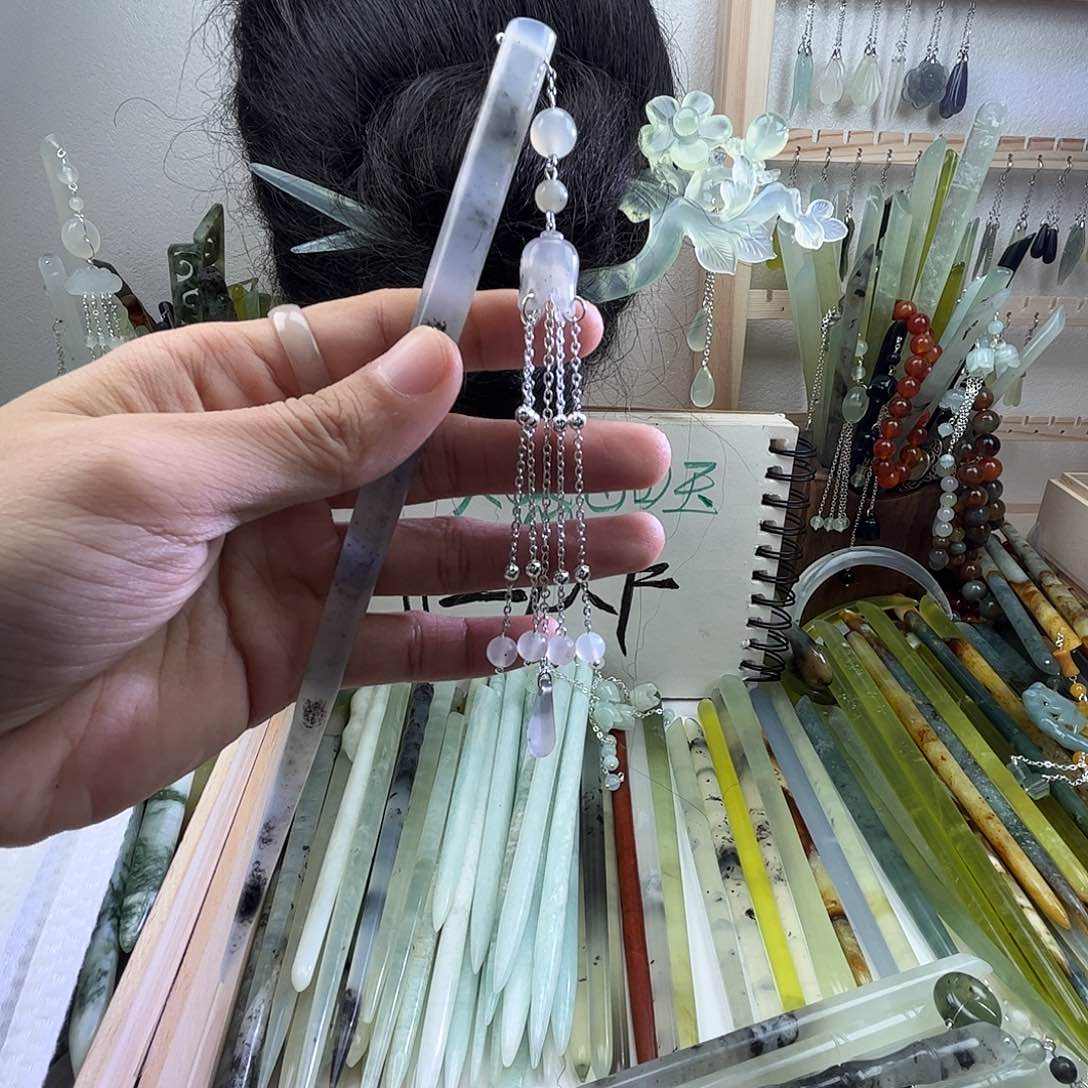 蛇纹石玉发饰未镶嵌