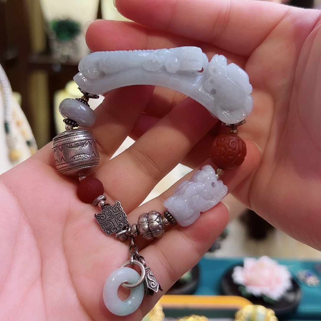 翡翠手链未镶嵌古风