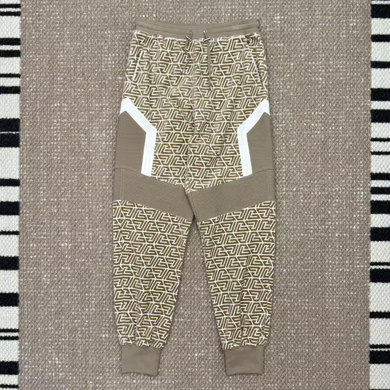 未使用 BALMAIN/巴尔曼 满印抽绳休闲百搭卫裤