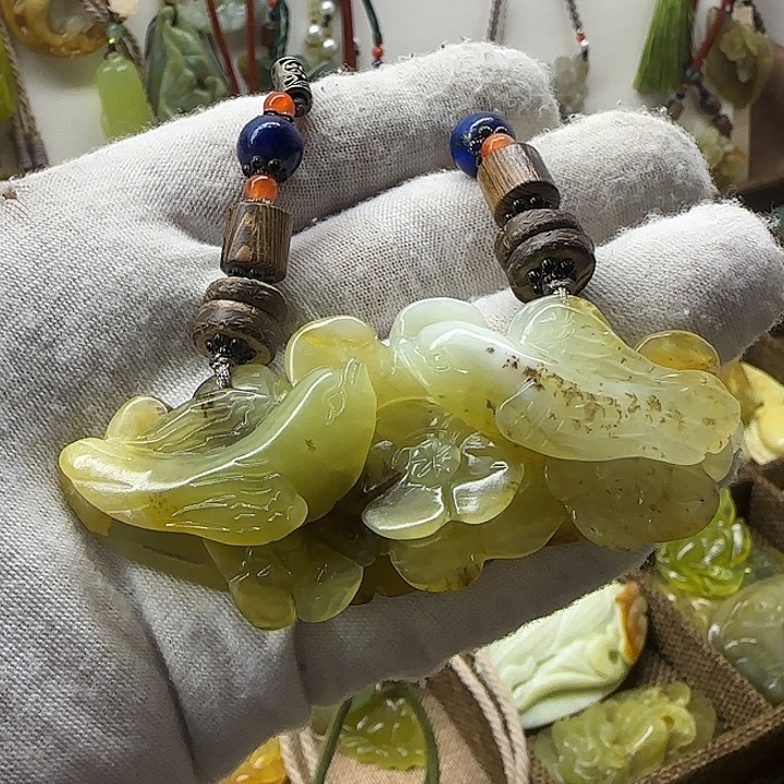 岫玉合金颈饰123456