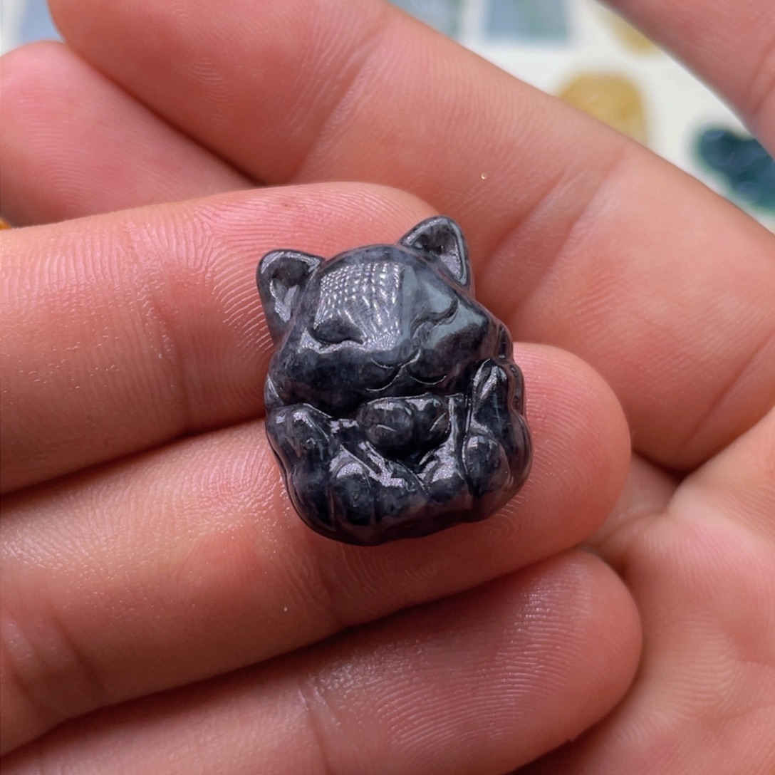 定制翡翠未镶嵌乌鸡小九尾