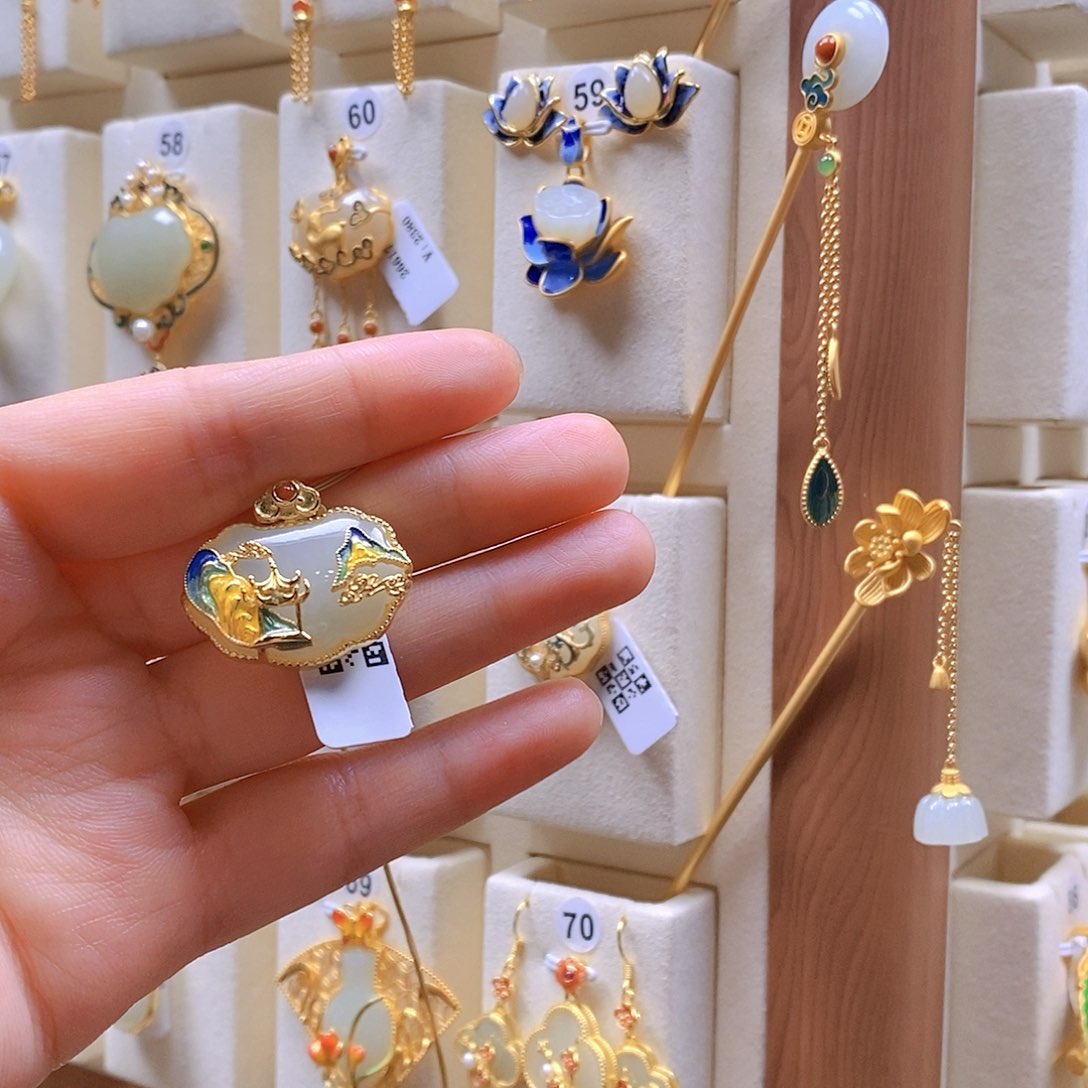 和田玉银S925镶嵌颈饰