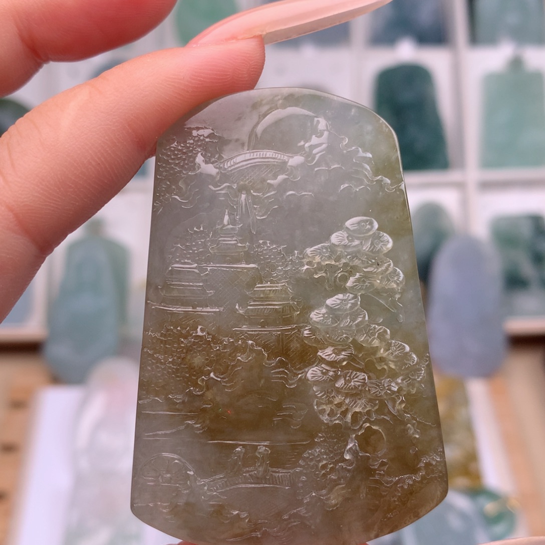 颈饰未镶嵌翡翠山水