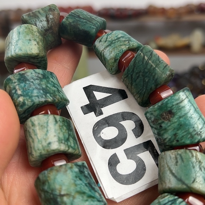 玛瑙/玉髓颈饰合金四**雨