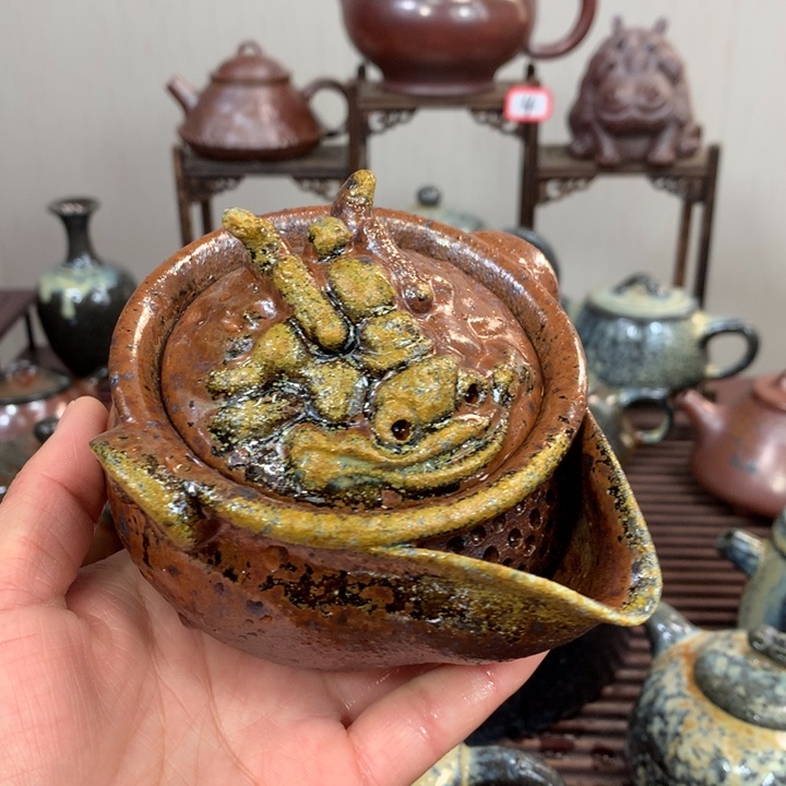 紫砂茶盘段泥制作工艺