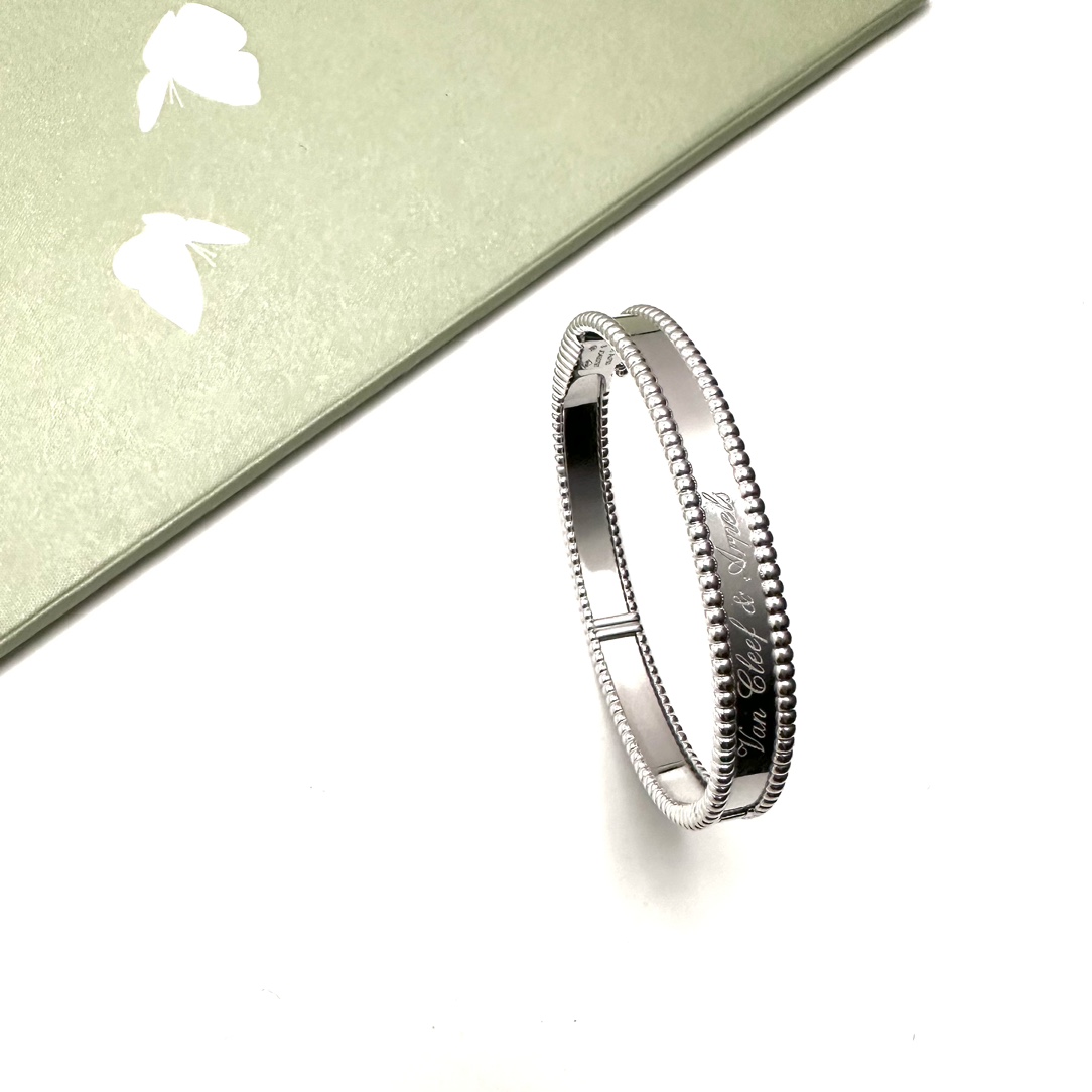 99新 梵克雅宝 S码签名款Perlee signature白金万花筒手镯 06742