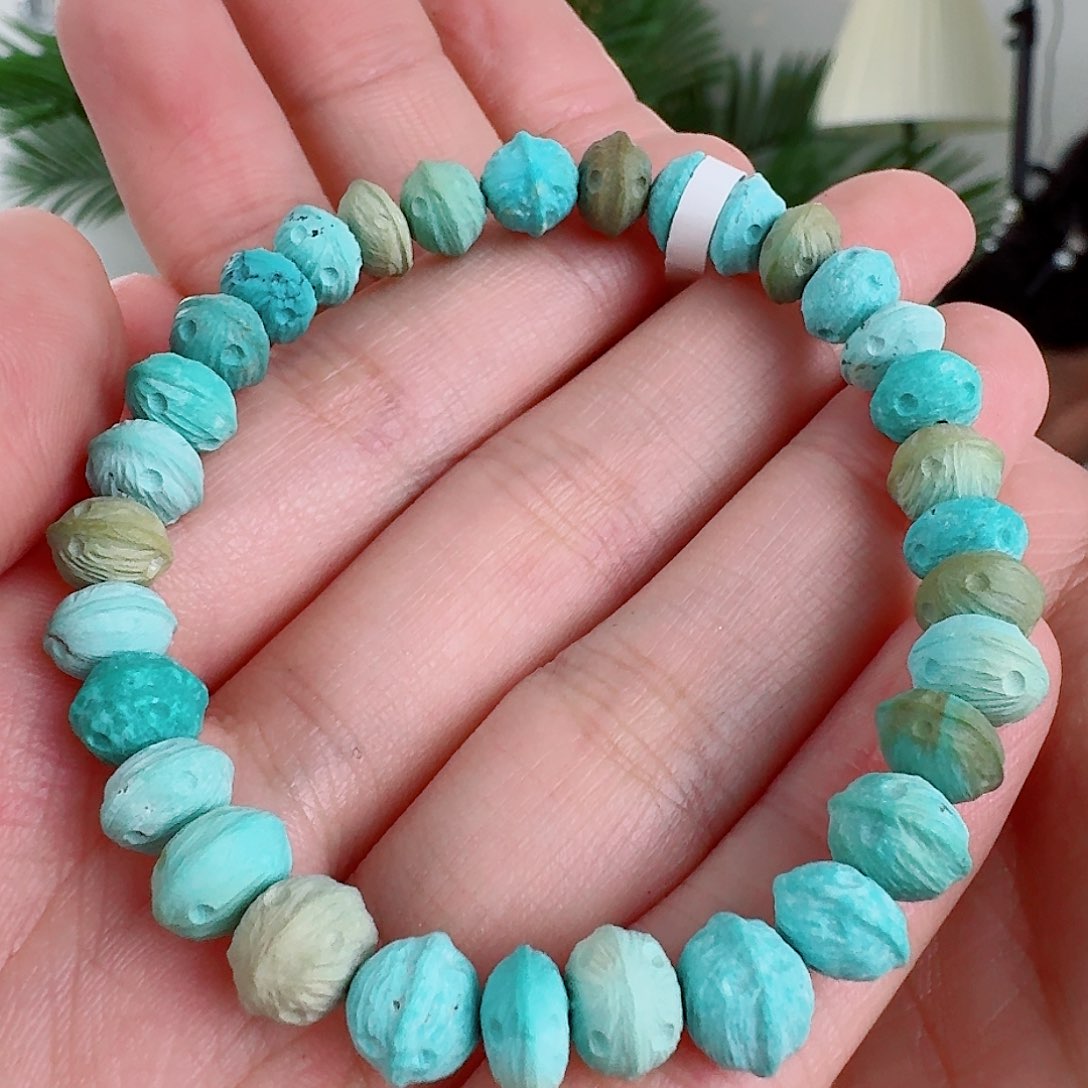 未镶嵌绿松石珠宝奇石