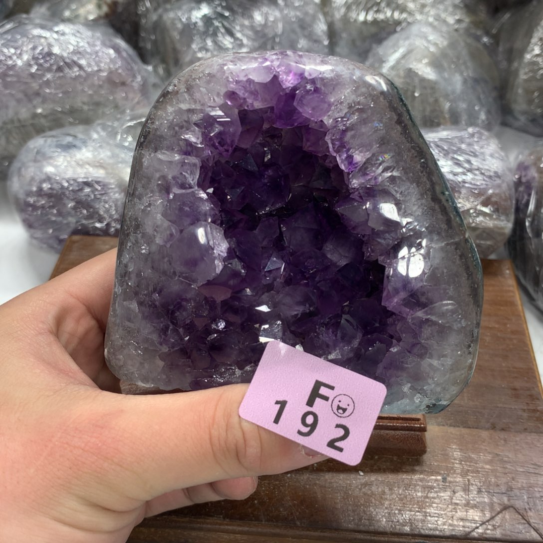 紫晶大型摆件（非配饰）未镶嵌