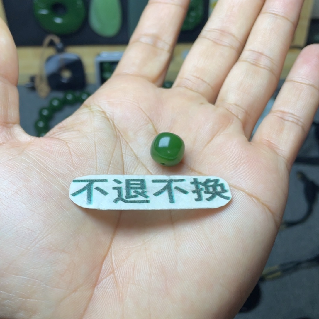 用***2和田玉未镶嵌颈饰