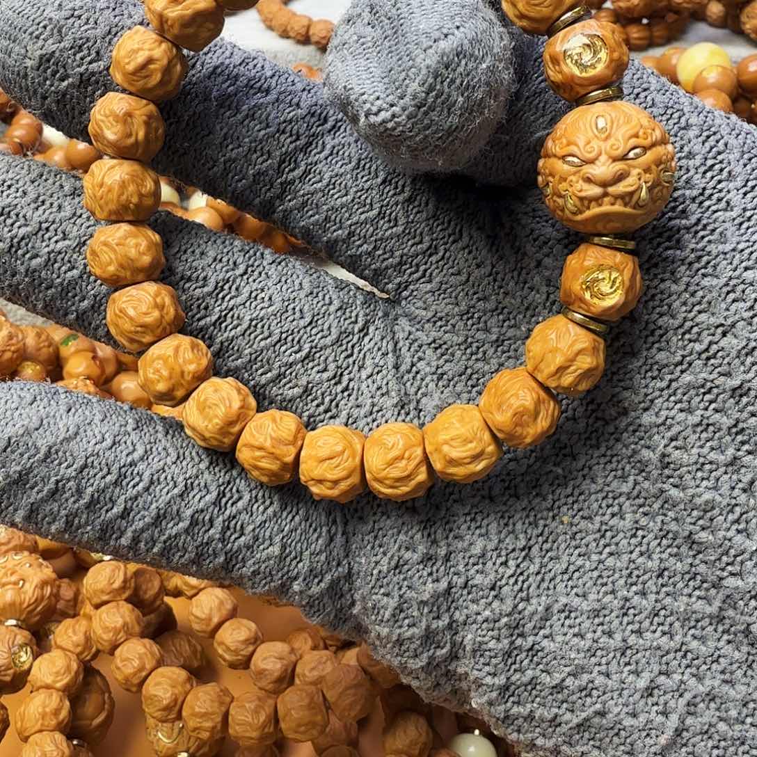 猴头核桃手串龙蛇加唐诗加龙头