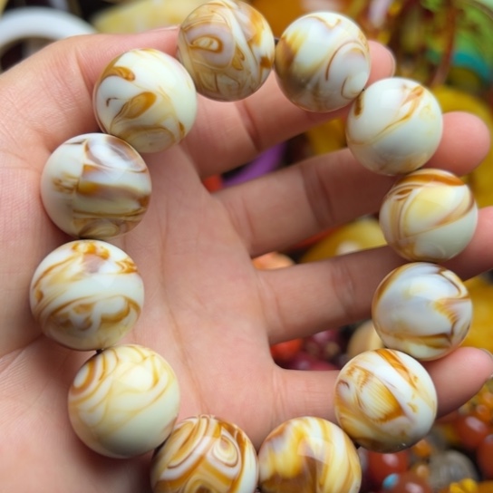 未镶嵌琥珀手串蜜蜡