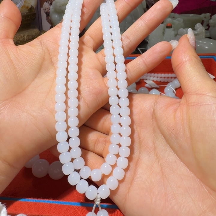 和田玉未镶嵌把件