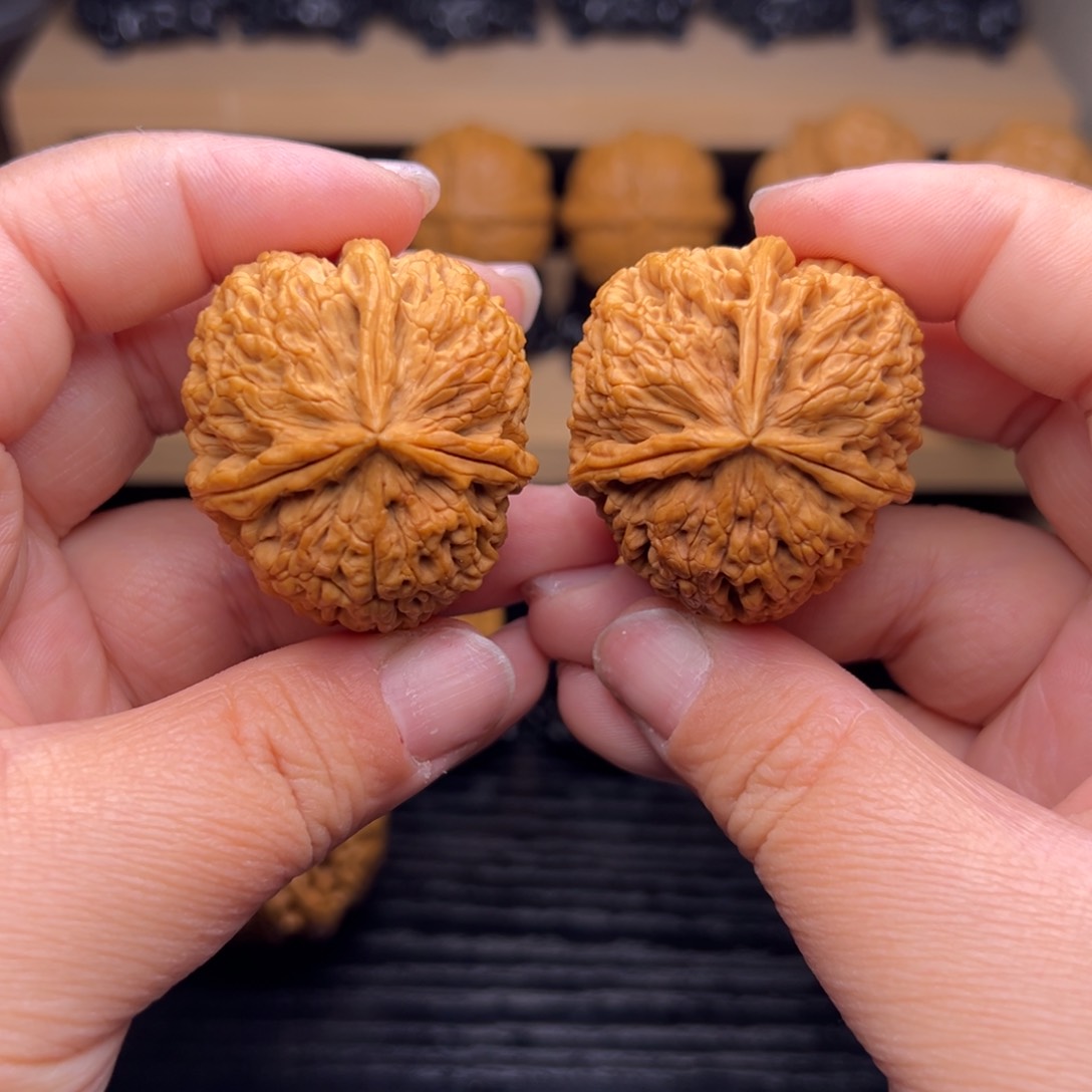 文玩核桃吊坠14z-----39.5尺