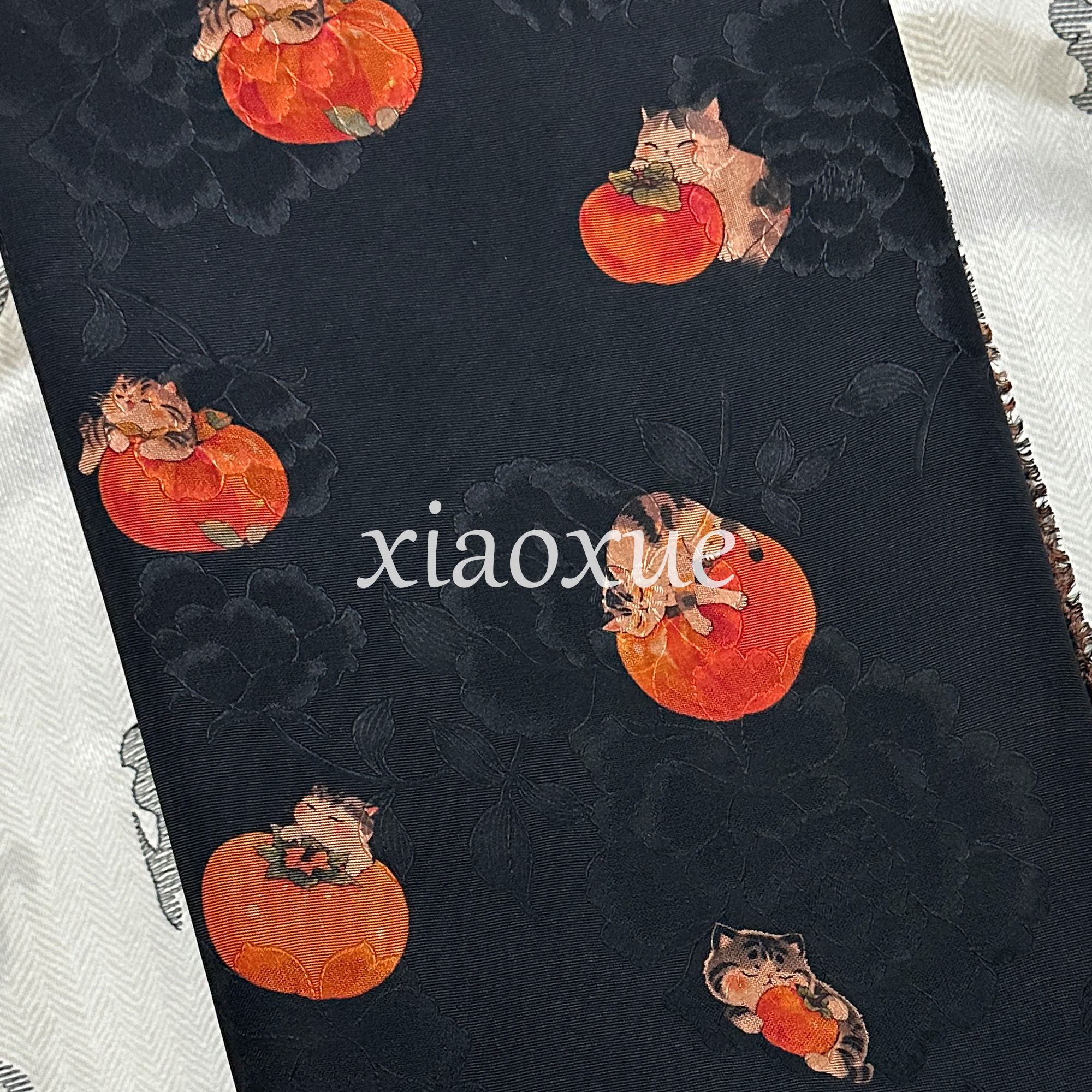 [莨纱-柿子猫] 香云纱 110门幅 25姆米 桑蚕丝 丝绸面料 服装布料