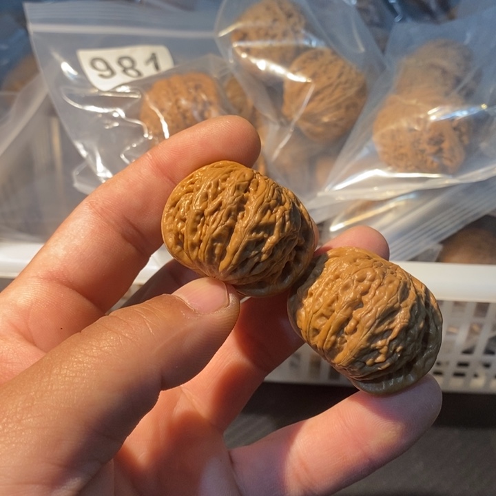 吊坠桃核铁锤精品源头发货