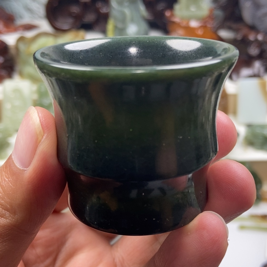 【闪购商品】吊坠(不含链)未镶嵌和田玉