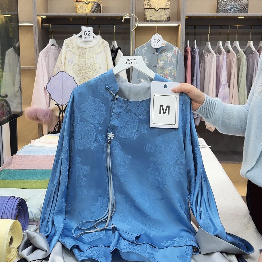 欠***瓜非遗传承人的精神风貌