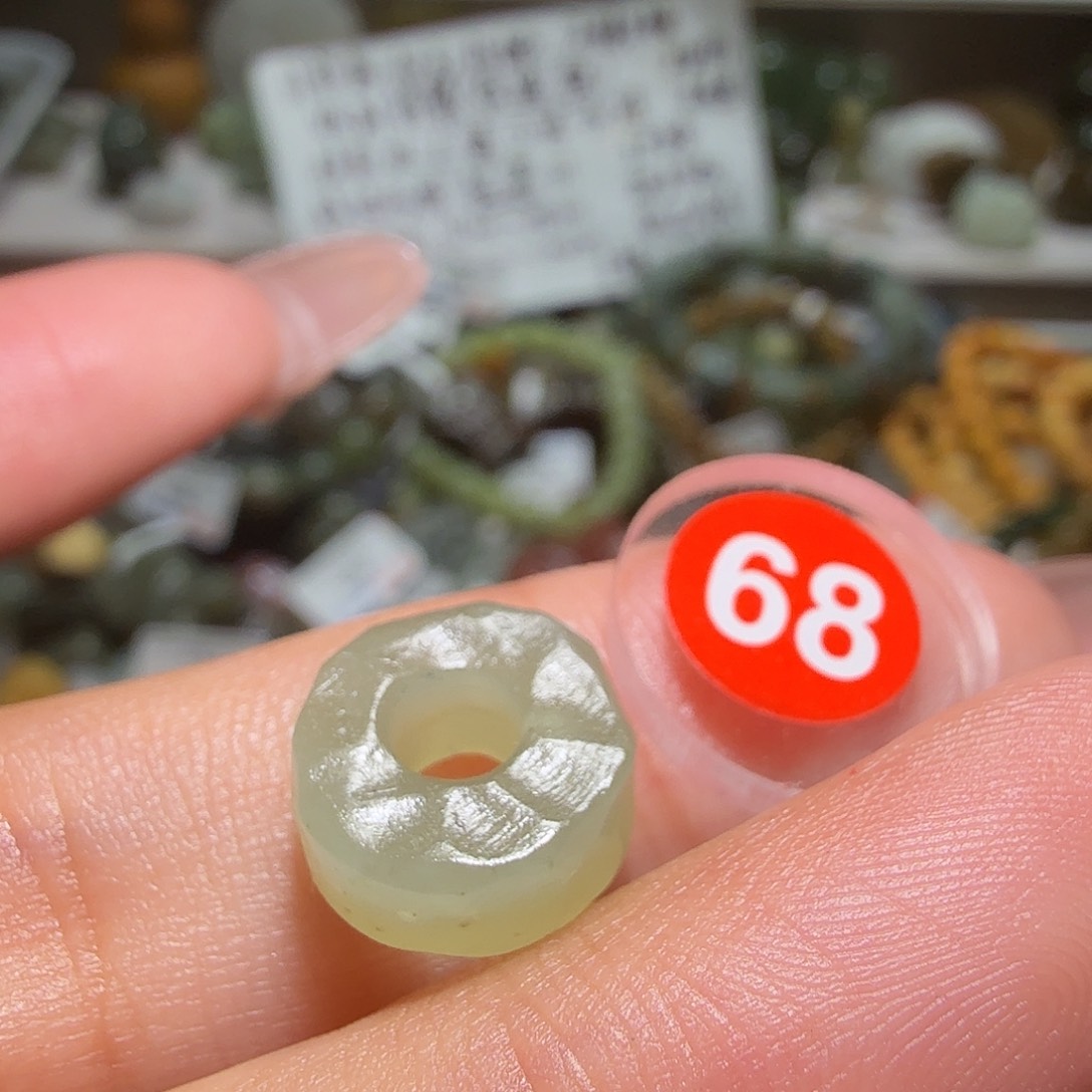 和田玉未镶嵌珠宝奇石