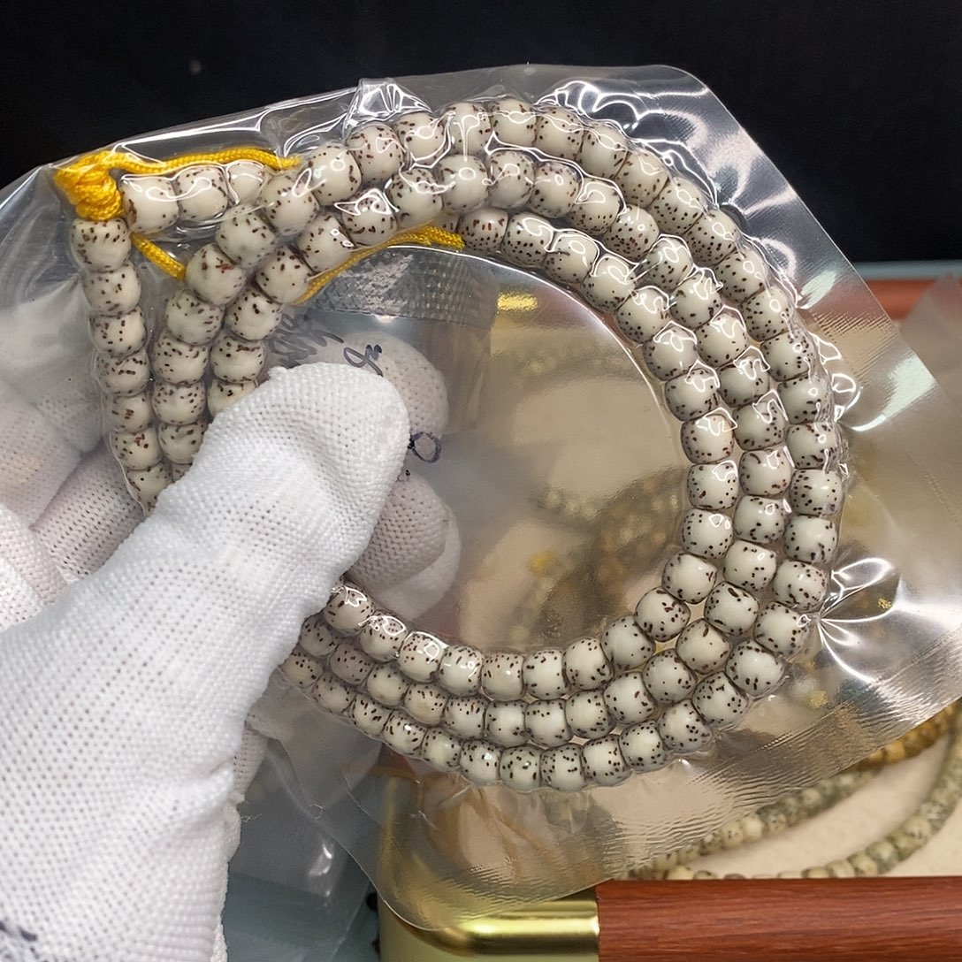 星月菩提手串76直切石玉料