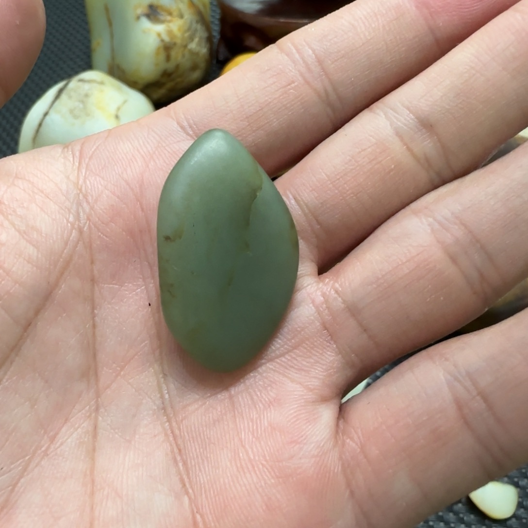 和田玉（糖玉）挂件未镶嵌夕*