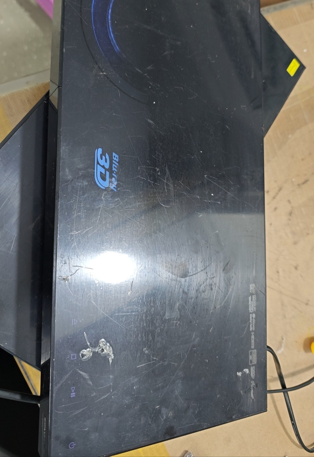 8新  蓝光机一台 不包邮费