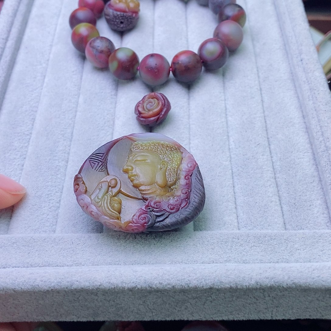 玛瑙/玉髓珠宝奇石未镶嵌气*鼓盐源玛瑙定制