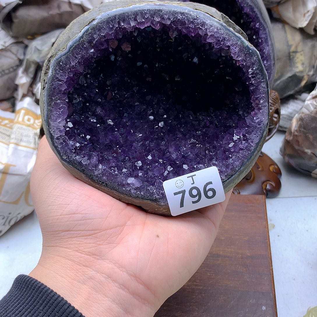 紫晶大型摆件（非配饰）未镶嵌