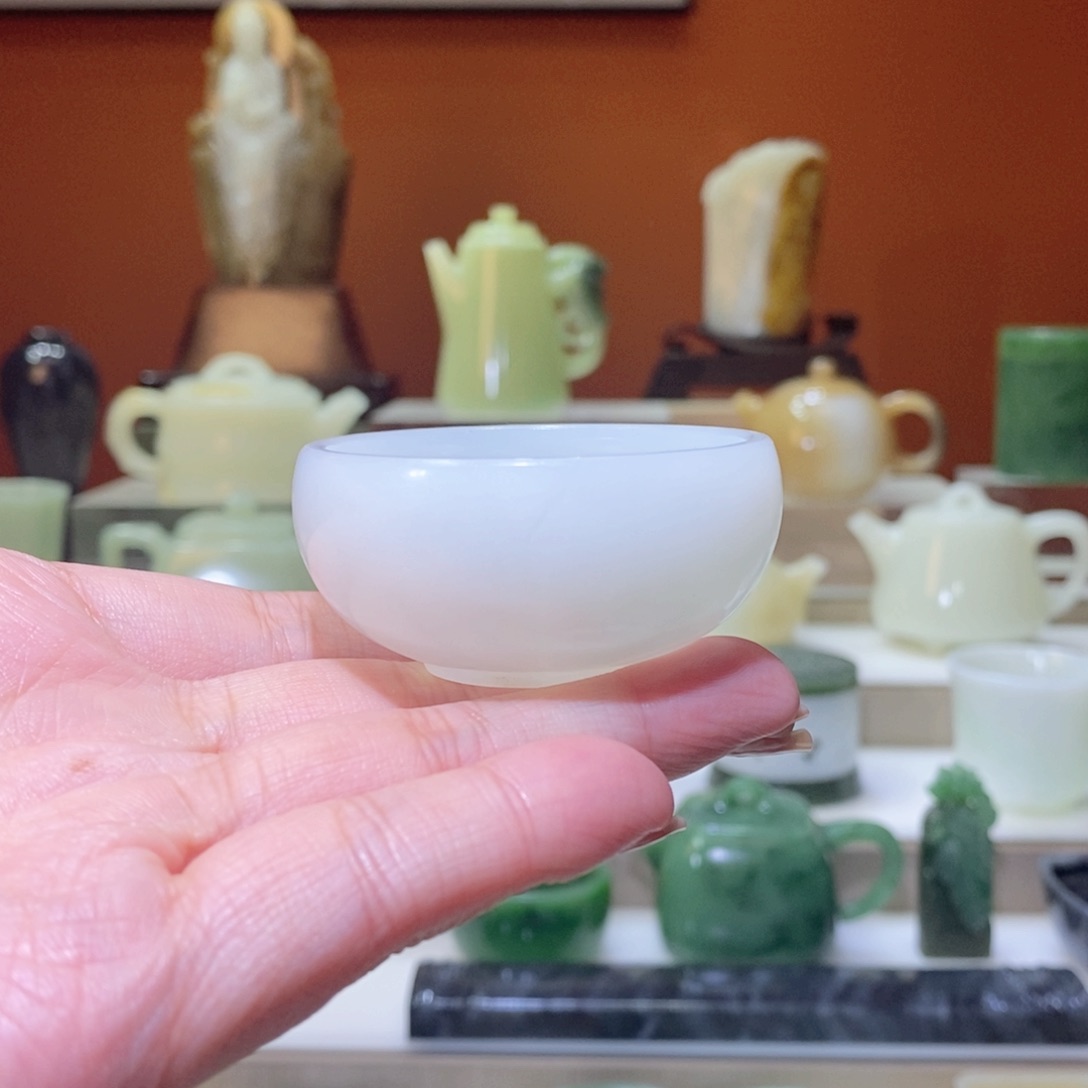 未镶嵌和田玉摆件和田玉白玉品茗杯